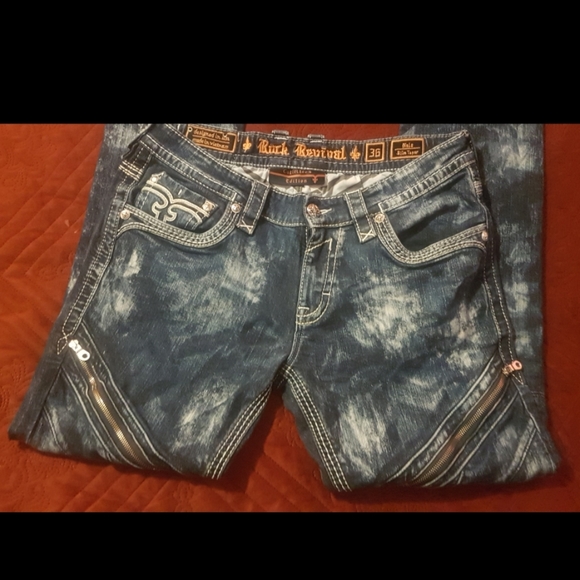 Sold - Picture 2 of 7